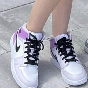 Nike - Air Jordan Mid Barely Grape 6Y